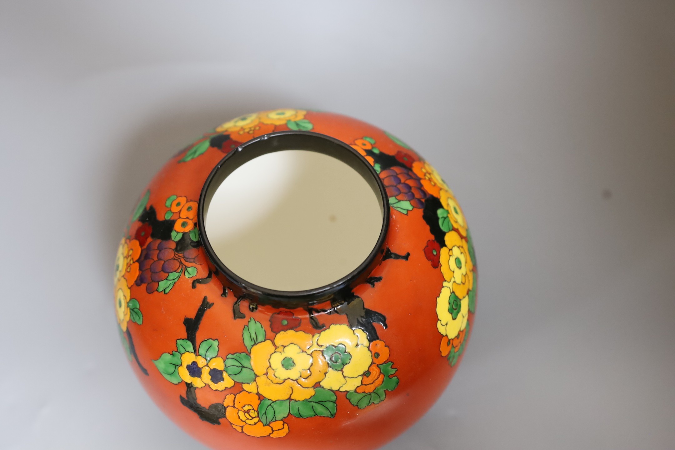 A Royal Doulton Art Deco ginger jar and cover, 21 cms high